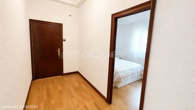 Foto 82e9c2fa-41d8-48f7-a1e3-69a723bba782. Piso venta de piso rees40852 en Paseo Sagasta Zaragoza