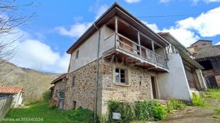 Casa  N/a. Venta de casa en mieres  rees40534