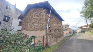Mas  N/a. Venta de cuadra en mieres  rees40230