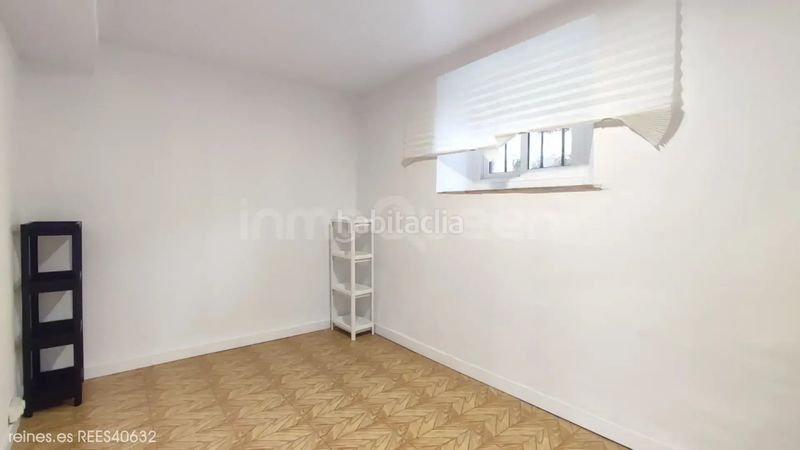 Foto 063db8e1-f707-4ac3-a759-bb2ff0e23d3a. Casa adossada a Santa Marina - Polígono Mieres