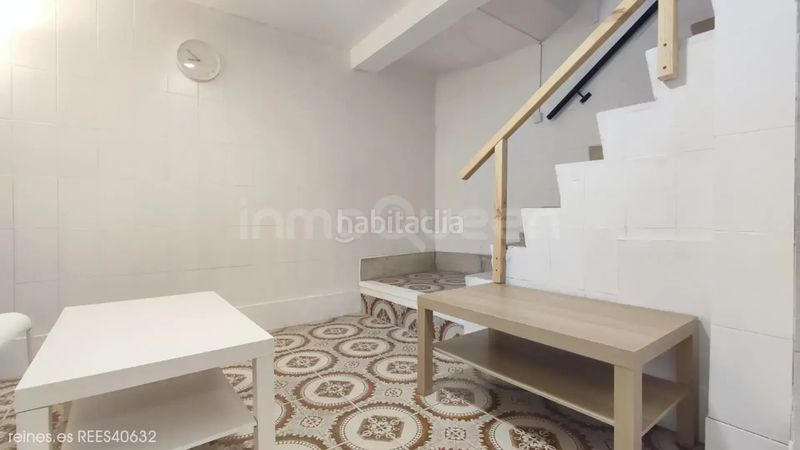 Foto 6f1c9372-593c-4751-ac20-c0ec2c7ca7eb. Casa adossada a Santa Marina - Polígono Mieres