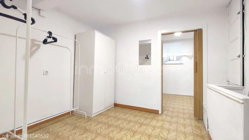 Foto 9158a22b-7bdd-4510-aac1-62c5a31cfb8e. Casa adossada a Santa Marina - Polígono Mieres