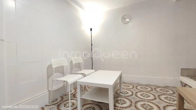 Foto b98246a7-8251-418e-ac88-79d1171fd3a8. Casa adossada a Santa Marina - Polígono Mieres