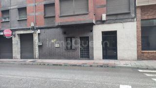Local Comercial  N/a. Venta de local comercial en mieres  rees40355