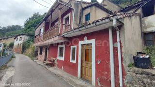 Maison  N/a. Venta de casa en mieres  rees40800