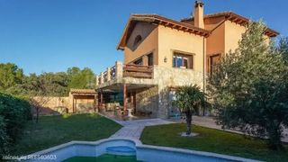 Casa  N/a. Venta de casa en guadarrama  rees40603