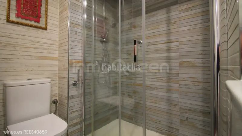 Foto d16746ca-35b3-48fe-a078-bed02f0f151a. Flat with heating parking in Hispanoamérica-Bernabéu Madrid