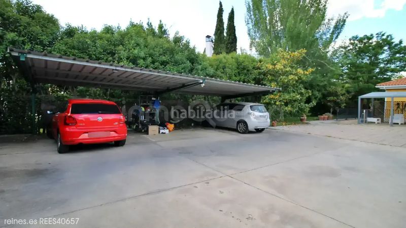 Foto 1ddb54ca-adb2-4387-80ac-fbff3aa538c7. Casa amb calefacció aparcament a Campodón-Ventorro del Cano Alcorcón