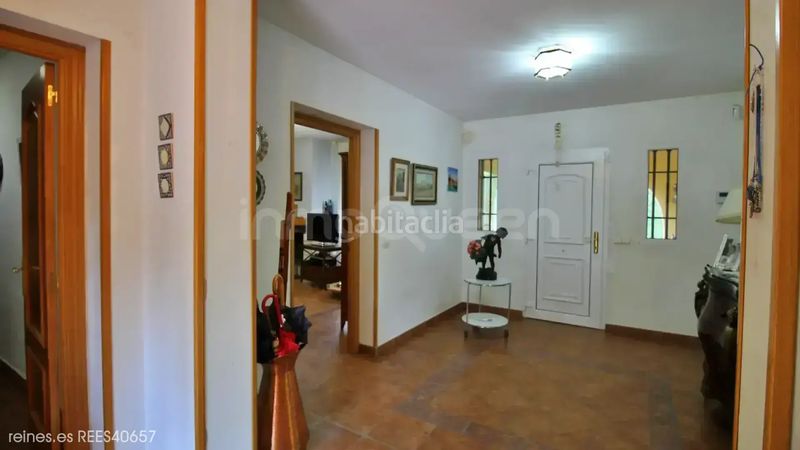 Foto 1ee8ddf4-4efd-4d4d-be07-e87d15475ef1. Casa amb calefacció aparcament a Campodón-Ventorro del Cano Alcorcón