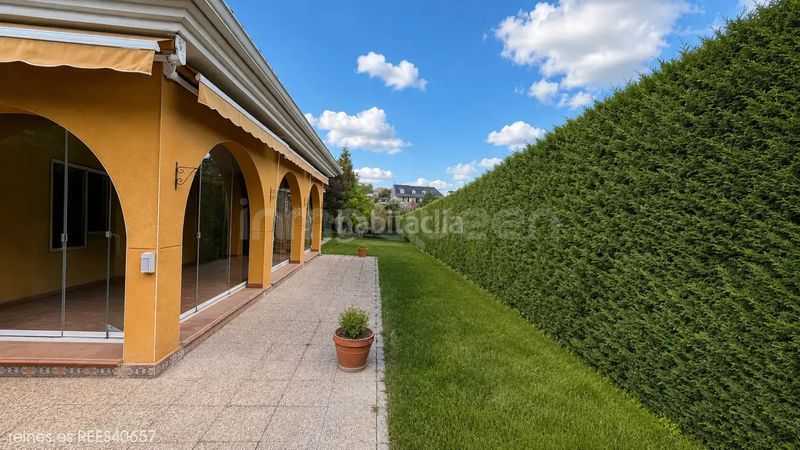 Foto 577330d3-f06e-4816-bb33-4160e97a29b9. Casa con riscaldamento parcheggio in Campodón-Ventorro del Cano Alcorcón