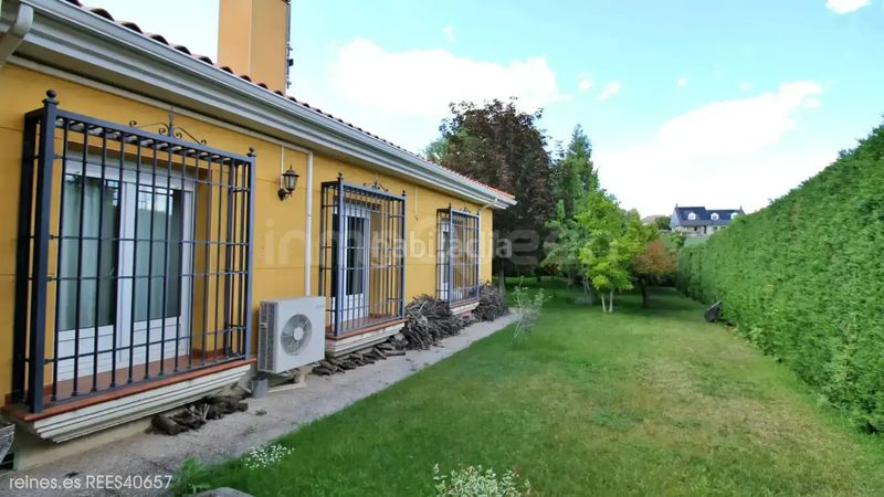 Foto f3b635fb-1665-472e-8357-4cde81aa7759. Casa amb calefacció aparcament a Campodón-Ventorro del Cano Alcorcón
