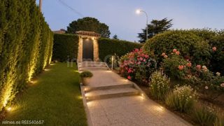 Maison  N/a. Venta de casa en villaviciosa de odón  rees40657