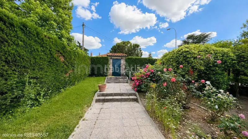 Foto 64839d04-2338-41ce-b752-5c982cd3ad3d. Casa amb calefacció aparcament a Castillo-Campodón Villaviciosa de Odón