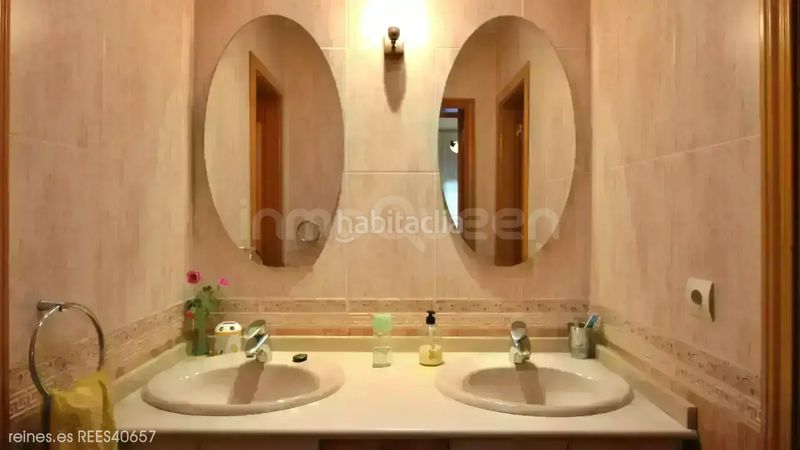 Foto b75c8574-5030-49fb-a0c7-e3c85b5cc66f. Casa amb calefacció aparcament a Castillo-Campodón Villaviciosa de Odón
