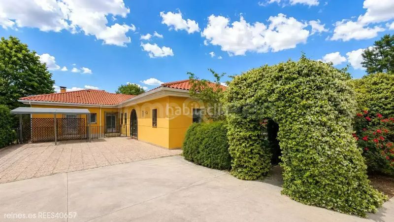 Foto f0971dd4-e725-4f75-9a6b-f7ad979ed0bd. Casa amb calefacció aparcament a Castillo-Campodón Villaviciosa de Odón