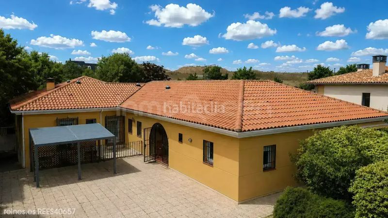 Foto f1f00ad1-72a1-415d-8365-4a0b4d1a3a7b. Casa amb calefacció aparcament a Castillo-Campodón Villaviciosa de Odón