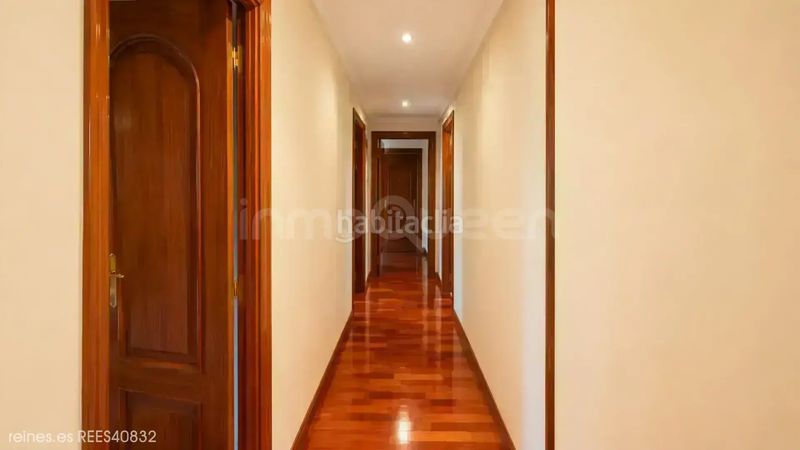 Foto 3f915f06-16d9-41f0-9cb6-c36922b66d45. Flat with heating parking in Hispanoamérica-Bernabéu Madrid