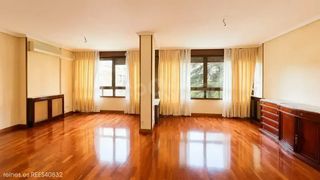 Flat in N/A