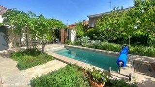 Maison jumelée  Calle de daroca. Venta de chalet pareado en alcobendas  rees40292