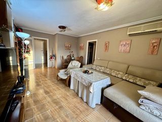 Piso  Arbotante. Piso en venta en ctra. carmona, 3 dormitorios.