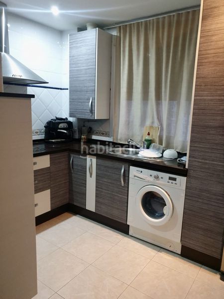 Foto 5cdc9bb8-f10b-4128-b5a9-db90e42d6050. Pis amb aparcament a Brenes