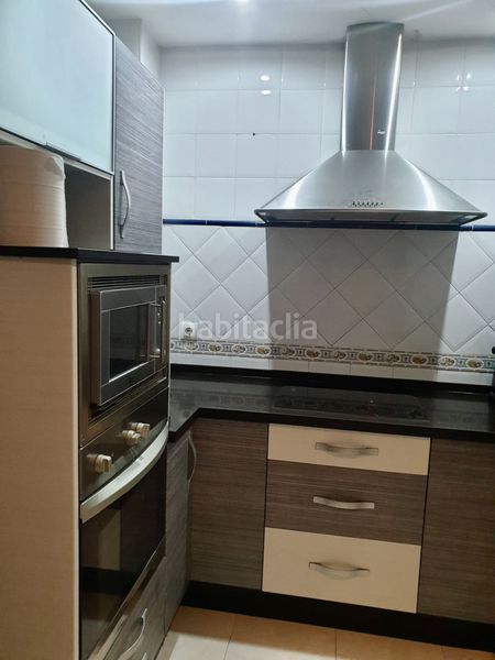 Foto 75e840fc-ac1d-43bb-b147-c22b0d335c9e. Pis amb aparcament a Brenes