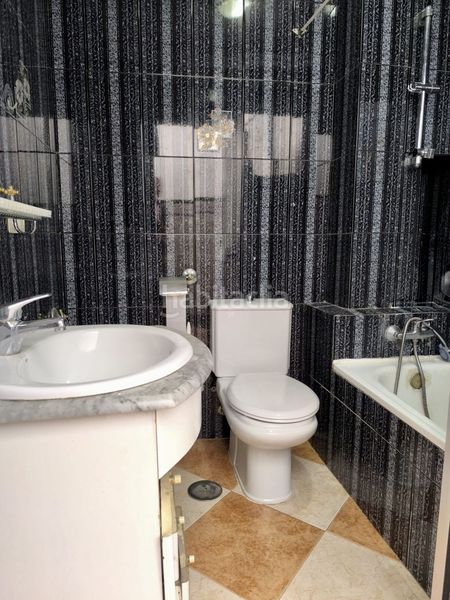 Foto 197f1087-ca71-4ea9-ac87-bbda6e7c84cd. Casa amb aparcament a Benacazón