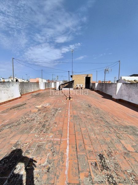 Foto 8a740f21-f8e6-49cb-a391-a99d8d468d34. Casa amb aparcament a Benacazón