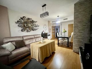 Pis  Estrella de deneb. Piso en venta en pino montano, 3 dormitorios.