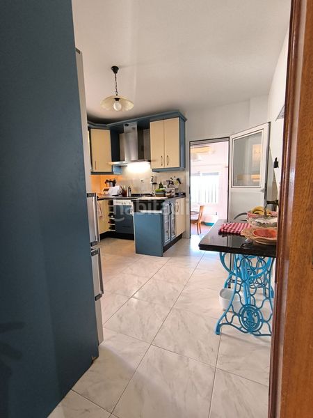 Foto 5bb52d86-ca75-40d6-910b-d69a320e6011. Casa a Sanlúcar la Mayor