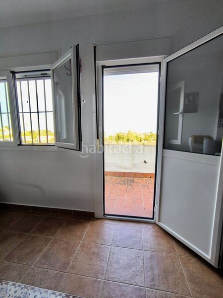 Foto 7586981e-d2f8-40fe-8aa5-dd91c3bd9f36. Casa a Sanlúcar la Mayor