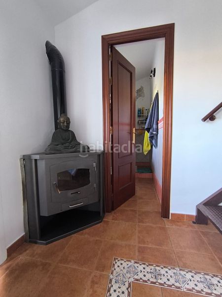 Foto edea3ad9-57d2-4553-bf69-2f924c807dba. Casa a Sanlúcar la Mayor