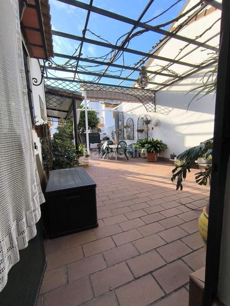 Foto fe5f3b28-9b91-4d74-8fa9-0ef6d60675b5. Casa a Sanlúcar la Mayor