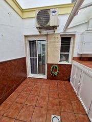 Flat  Guadalquivir. Piso en venta en camas, 2 dormitorios.
