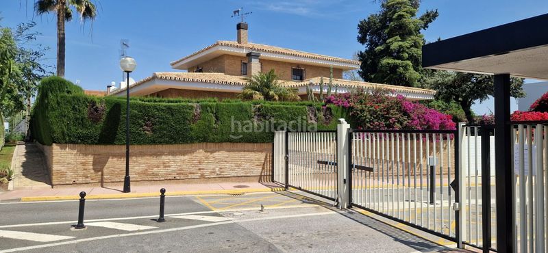 Foto c1c05c66-3ecf-4744-bfbb-254847f242bd. Xalet amb aparcament piscina a Colina Blanca - Las Canteras Camas