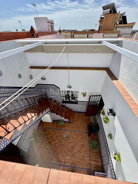 Foto ac8d92e7-2f23-4335-a06e-459b69670609. Casa amb aparcament a Centro Alcalá de Guadaira