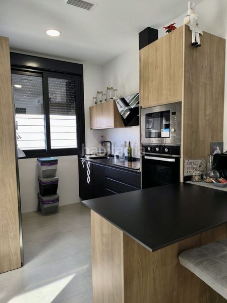Foto 1d6773d7-7d4c-4e07-9e8d-83cb8b7a8686. Chalet  en venta , 4 dormitorios. en Umbrete