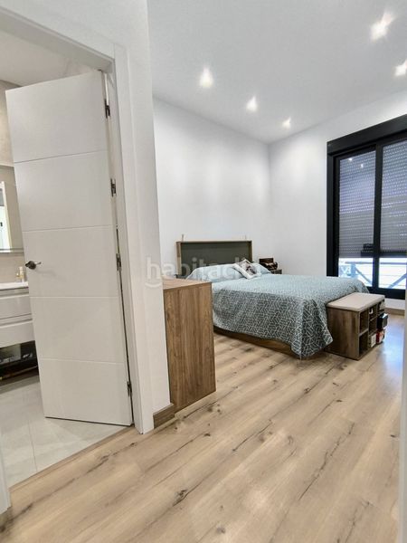 Foto 25659b81-0ea7-4a90-b36d-183349e4f942. Chalet  en venta , 4 dormitorios. en Umbrete