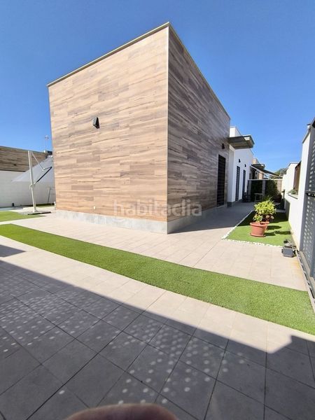 Foto 85e89eef-54f0-415a-a519-2d843fa0eb9a. Chalet  en venta , 4 dormitorios. en Umbrete