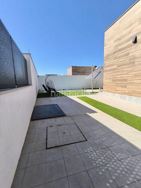 Foto ef703c60-1fe3-4357-9061-95b12ff615eb. Chalet  en venta , 4 dormitorios. en Umbrete