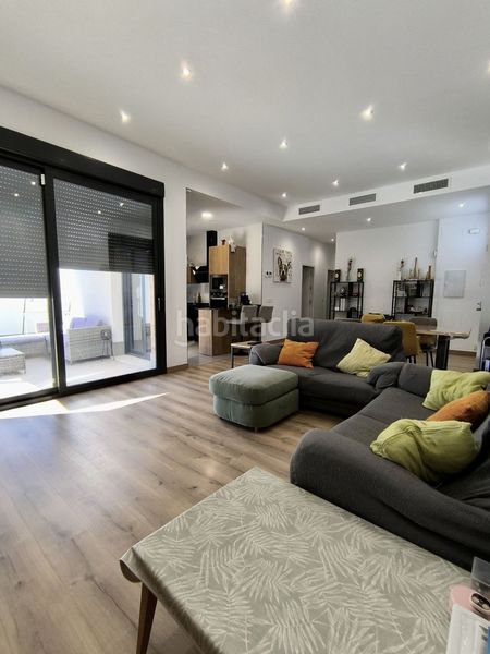 Foto f23776cc-5957-4be0-a422-738e39560536. Chalet  en venta , 4 dormitorios. en Umbrete