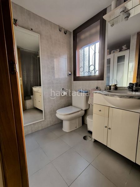 Foto d5edc841-c97d-4190-a837-063d86e1b946. Xalet amb piscina a Umbrete