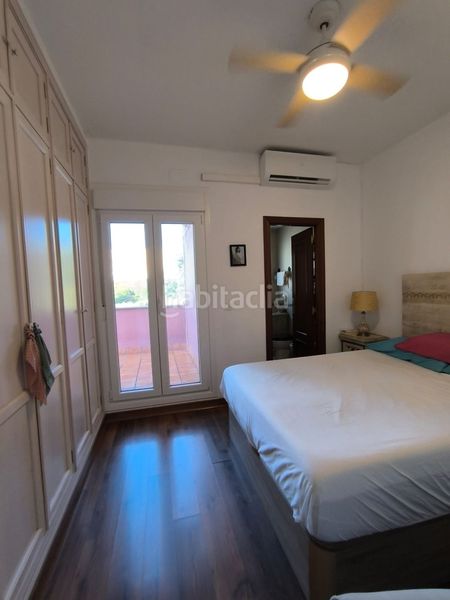 Foto 52dc3695-437c-475e-b4fb-97ad3aed6702. Casa adossada amb aparcament a Umbrete