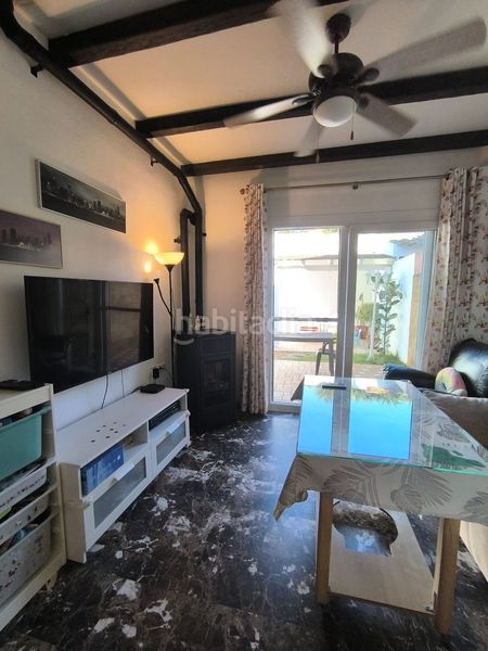 Foto a0c2f3c8-b290-4a67-bb0a-97a3c1dde0ea. Casa adossada amb aparcament a Umbrete