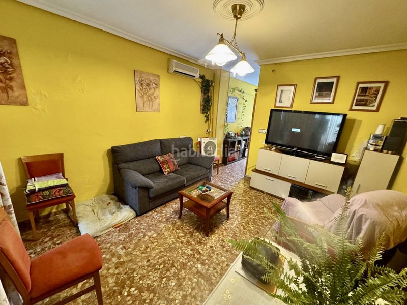 Foto d892a6a6-3ad9-4293-ac8e-1adaf1393d4a. Casa a Triana Oeste Sevilla