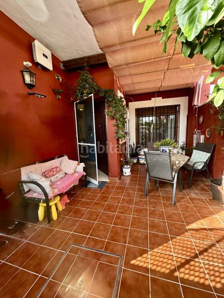 Foto 5f97412a-fee5-47c8-aad7-a756f2e8106b. Casa  en venta , 4 dormitorios. en Brenes
