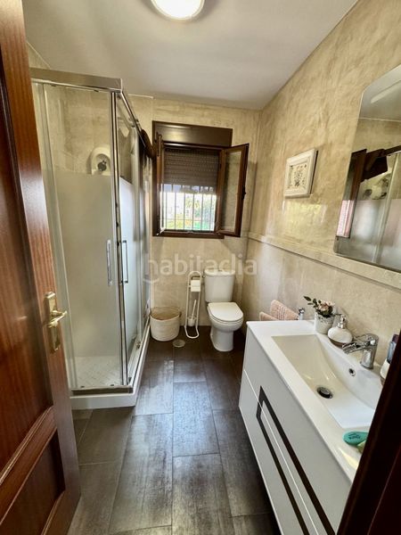 Foto e0038ca5-14d3-4931-8b4d-98c700fdb645. Casa  en venta , 4 dormitorios. en Brenes