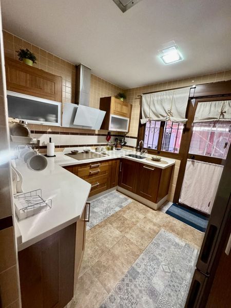 Foto fc296cbc-1041-473d-a5c5-6af805eda824. Casa  en venta , 4 dormitorios. en Brenes