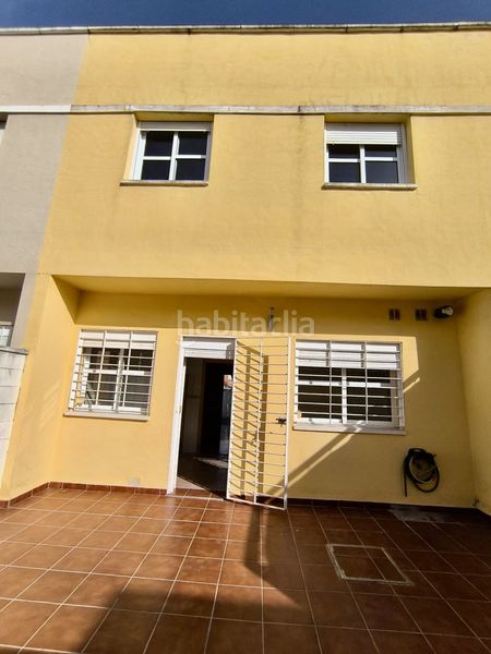 Foto 61174488-e131-4c0a-a2af-30e67352b87d. Casa adossada a Gerena