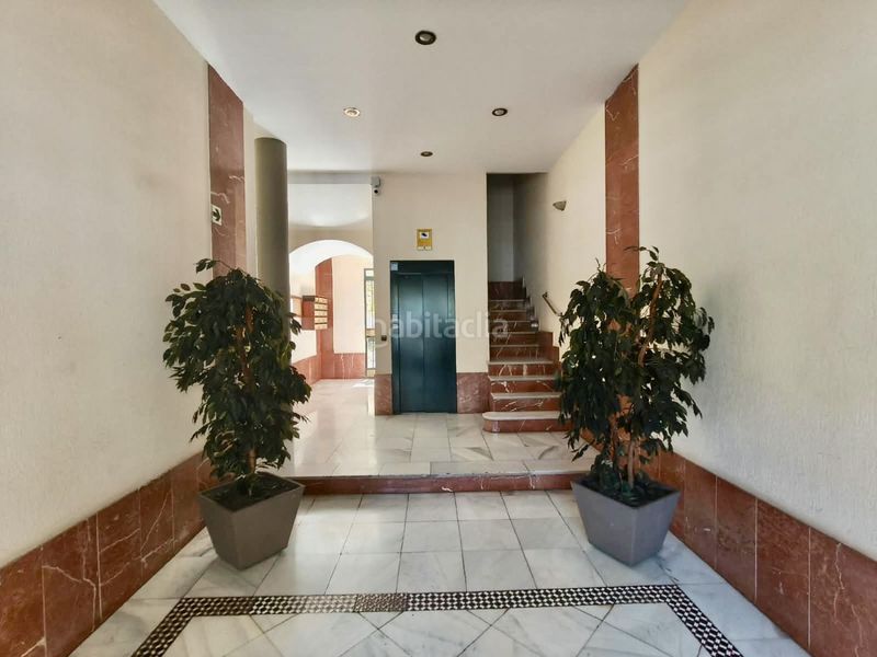 Foto e05519d7-8a6f-4f75-9180-d1f4ecc5e459. Pis amb aparcament piscina a Arenal - Museo Sevilla